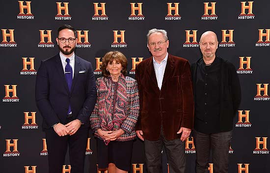 Emanuel Rotstein (L-R), Charlotte Knobloch, Christian Ude und Andreas Weinek beim Screening der neuen History-Eigenproduktion „Guardians of Heritage“ am 21. Januar im Jüdischen Gemeindezentrum in München (©Photo  Jörg Koch/Getty Images für HISTORY Germany) 